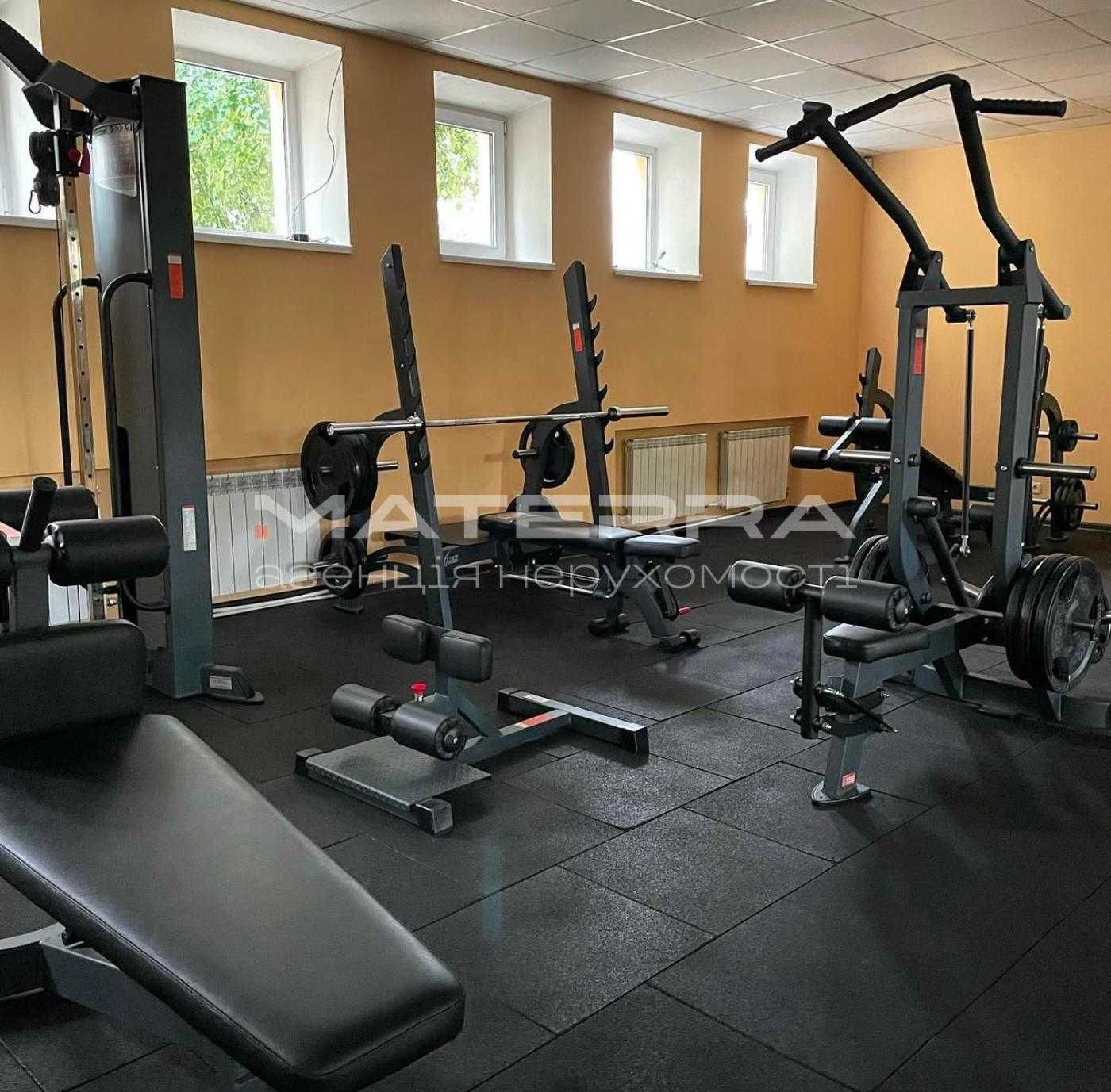 Продаж діючого бізнесу Фітнес клуб Комерційне приміщення 890 м2