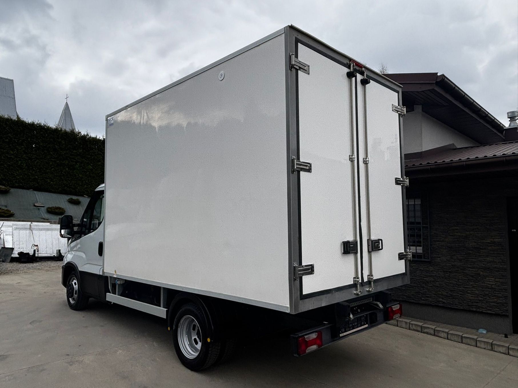 Iveco Daily 35C16 Hakówka - Chłodnia Hakowa  Meat hooks