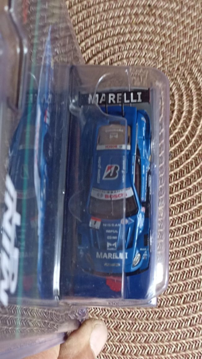 Колекційні моделі mini gt 1/64