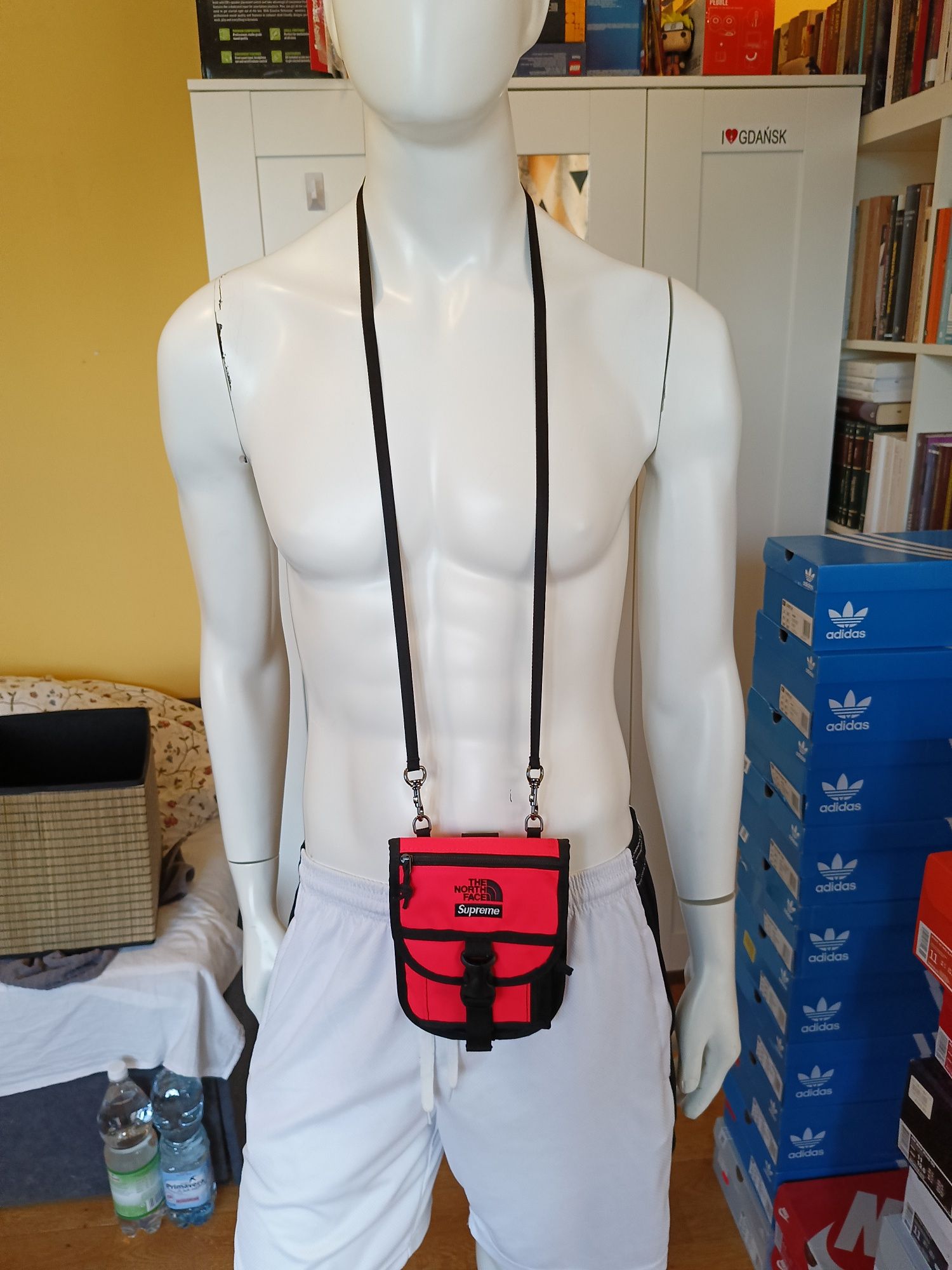 Nerka/szaszetka marki SUPREME x The North Face