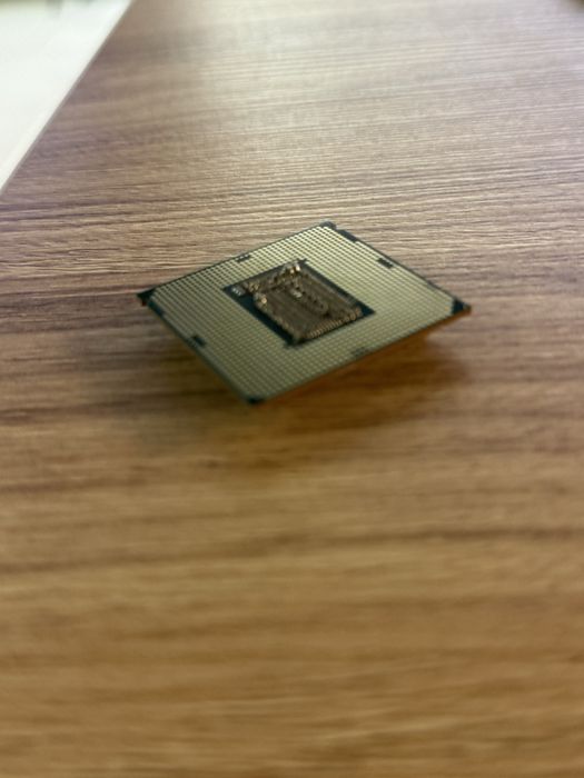 Процесор intel i5 9600KF