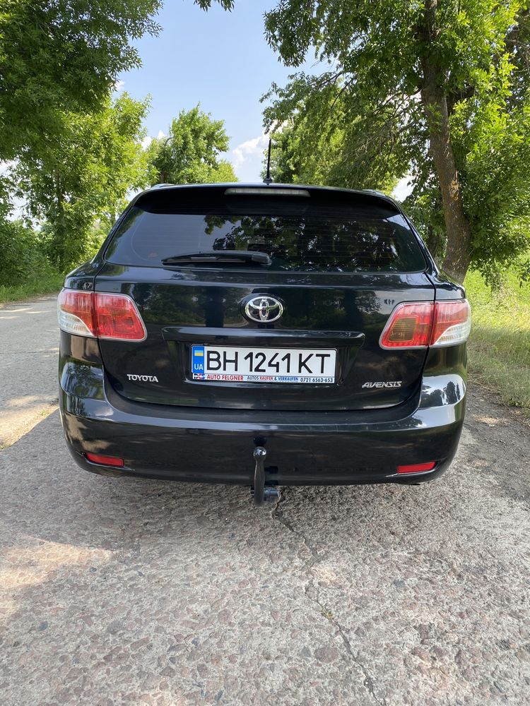 Toyota Avensis гарний стан 2.0 d 4d не фарбована