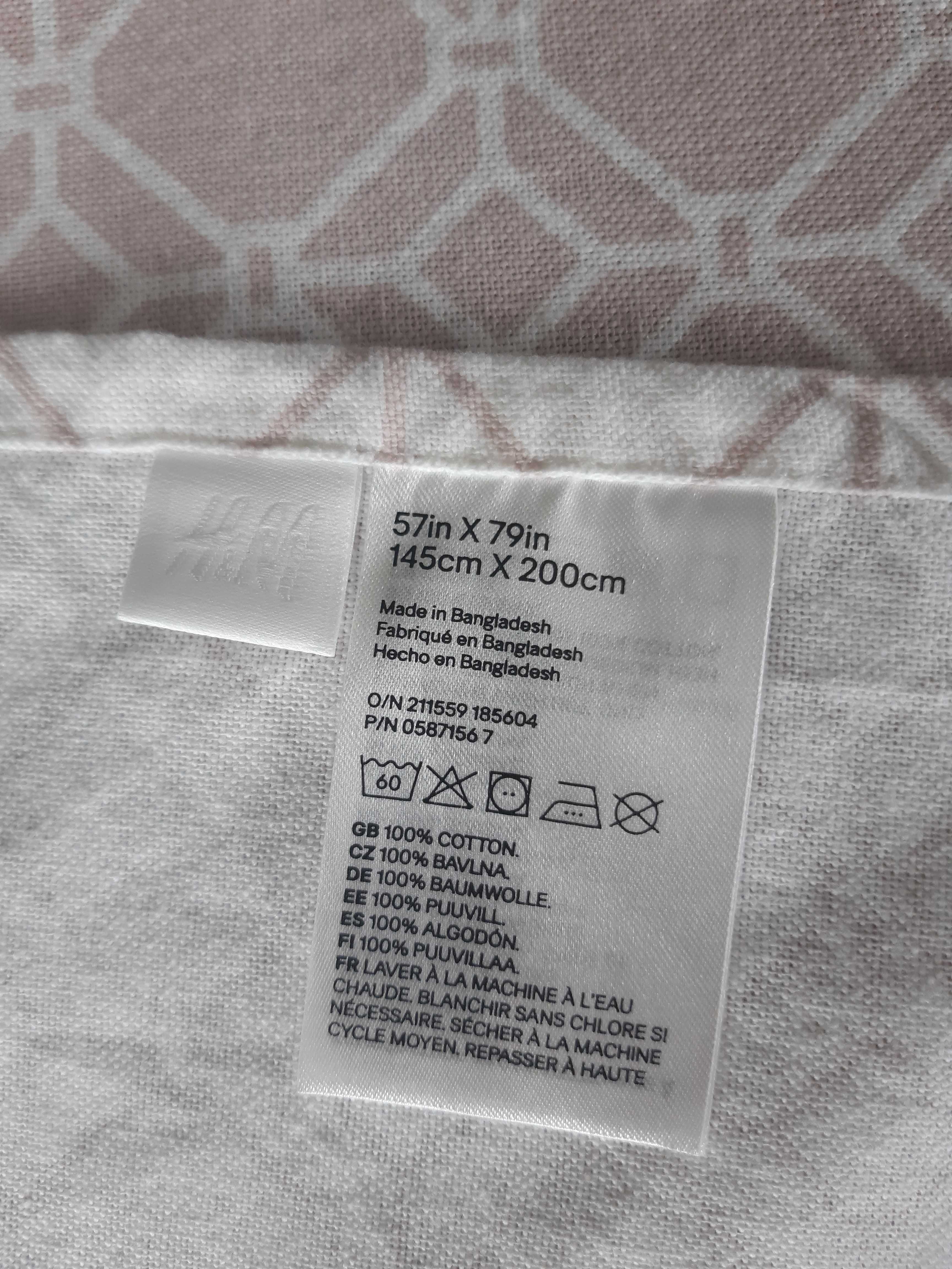 Obrus H&M mozaika pudrowy róż