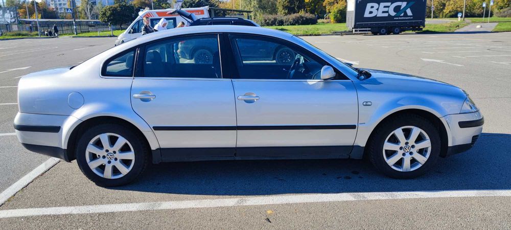 Пассат в рідній фарбі