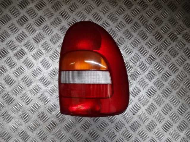 Chrysler Voyager III 95-00 lampa lewy tył lewa tylna