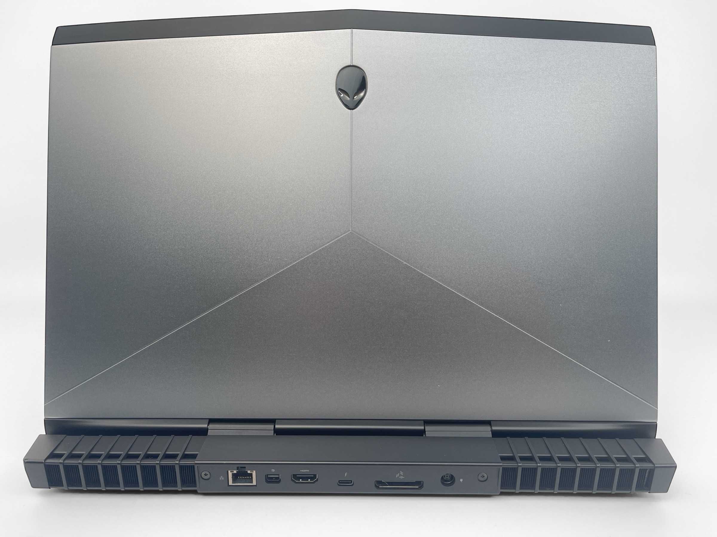 Ноутбук Alienware 15 R3  G-SYNC|i7-7700HQ|GTX 1060|16GB|256GB|256GB
