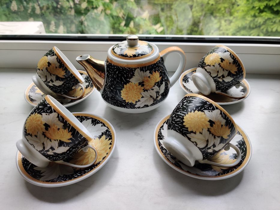 Чайний сервіз на 4 персони
