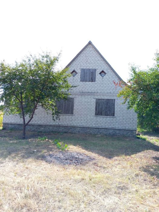Продається цегляний будинок (недобудова)
Продається цегляний будинок (
