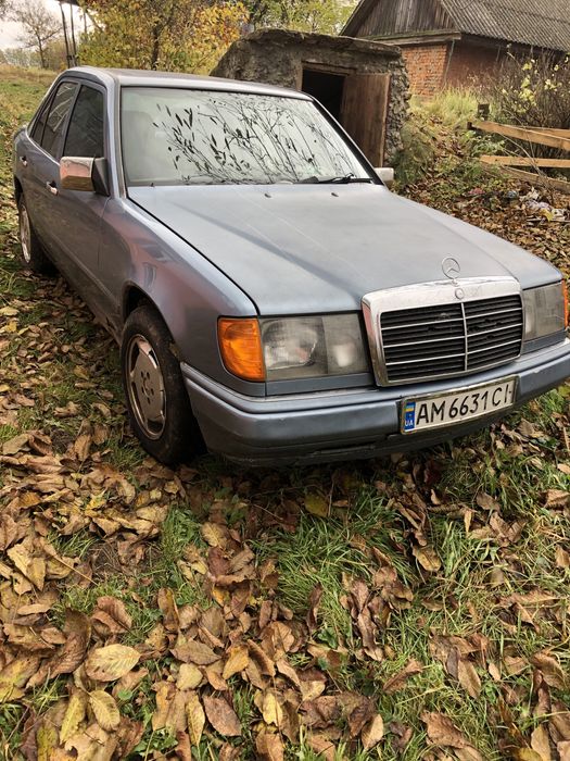 Продам мерседес 124
