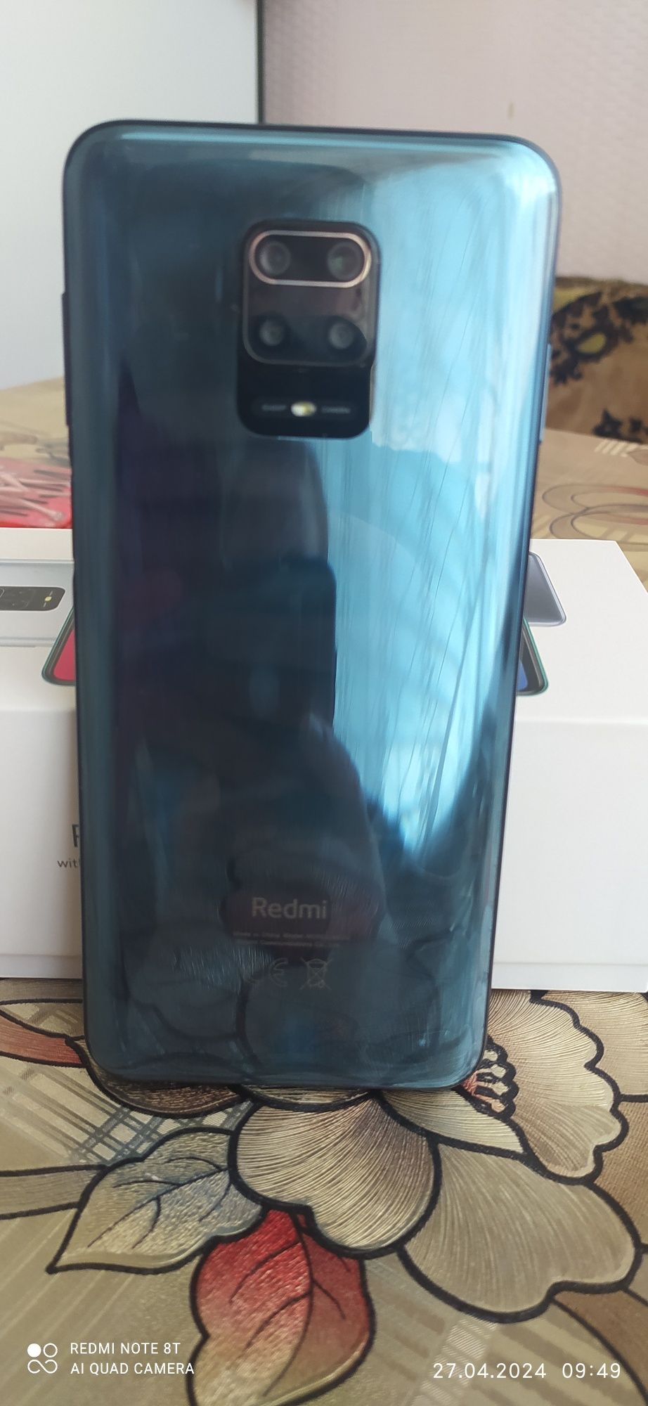 Продам смартфон Redmi Note 9 Pro