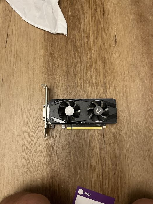 GEFORCE 1650 GTX 4GB Compacta