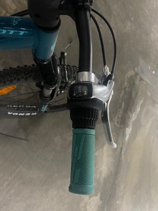 Bicicleta SCOTT Scale 24”