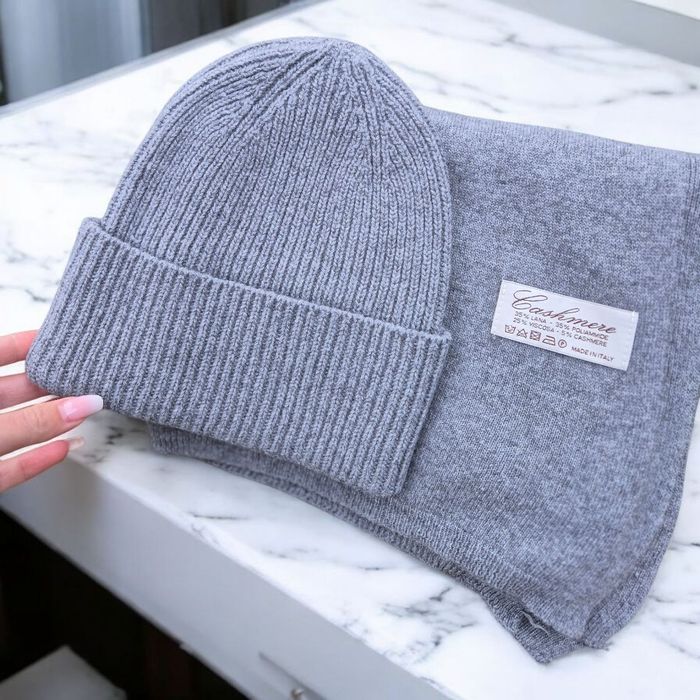 Komplet Cashmere szary czapka i szalik ciepły na zime