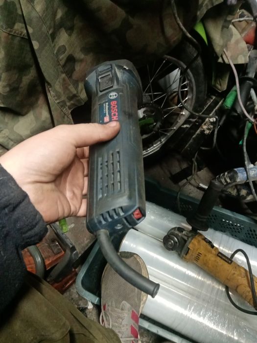 Sprzedam uszkodzone szlifierki