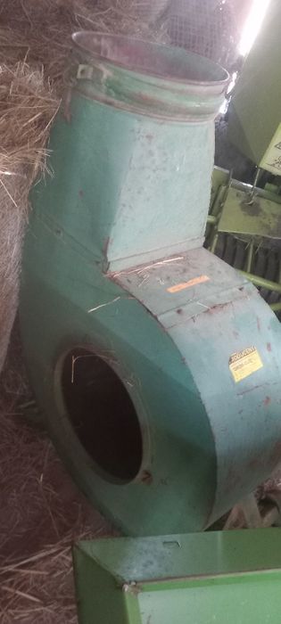 Dmuchawa do słomy siną ziół