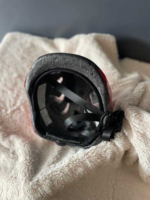 Kask rowerowy biedronka