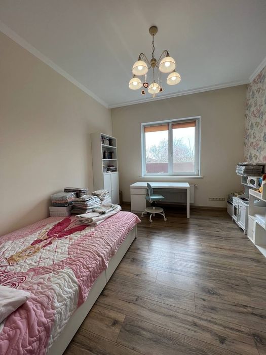 Дом в Совиньйоне с ремонтом. 7 соток. Пакет документов