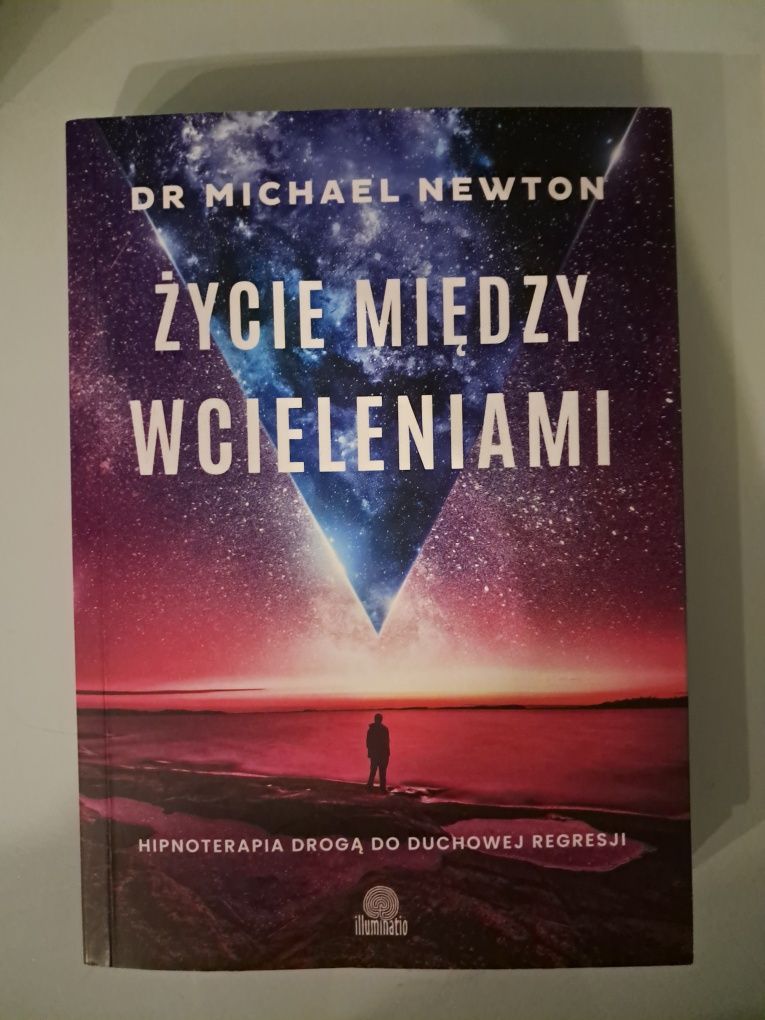 Życie między wcieleniami. Dr Michael Newton
