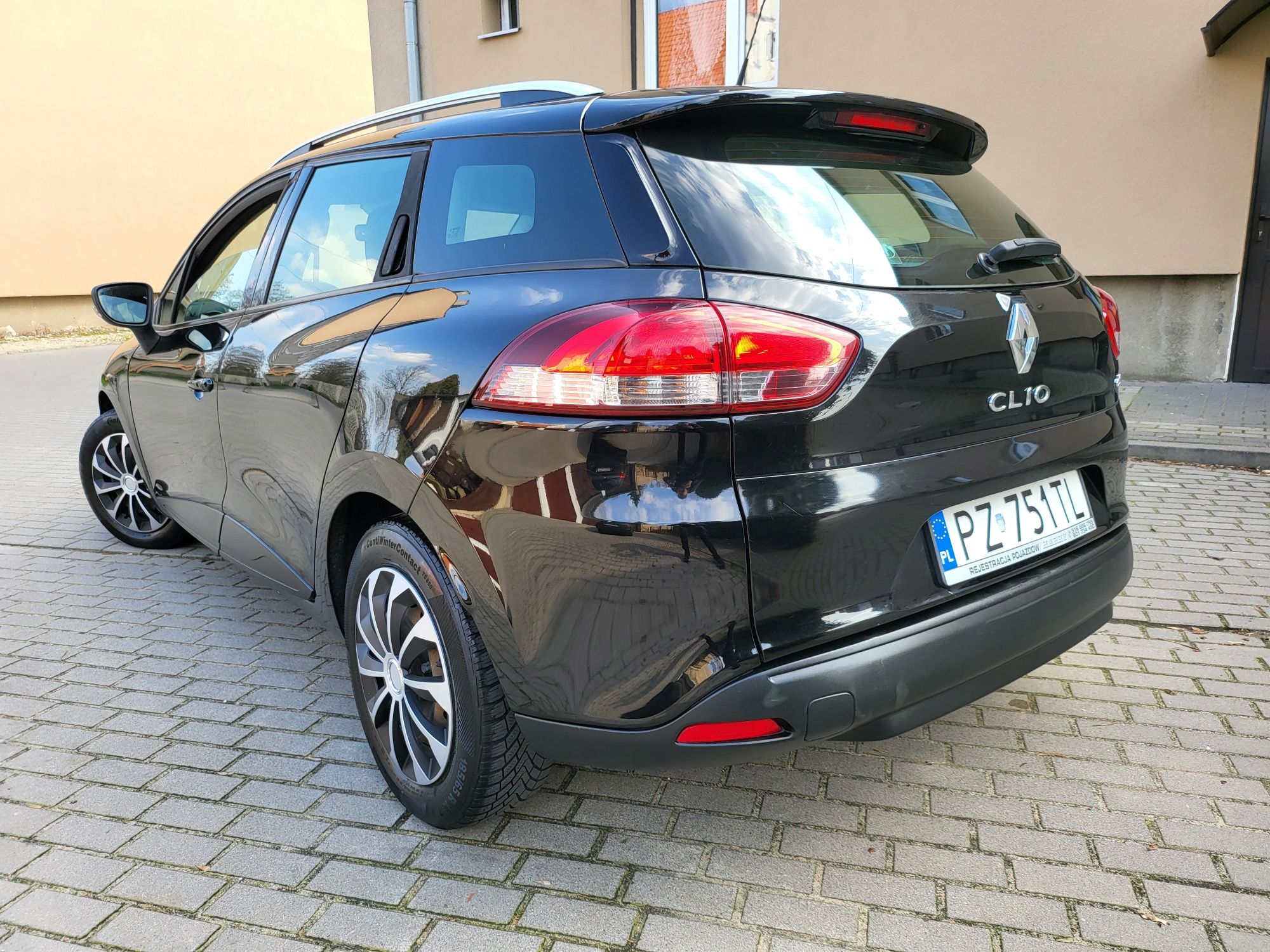 Renault Clio IV GrandTour 1.5 DCi 90km 2015r - Tablet - Wyposażony