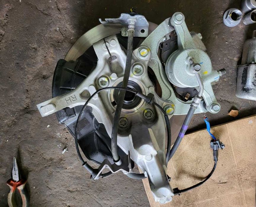 Поворотний кулак   Hyundai Tucson IV