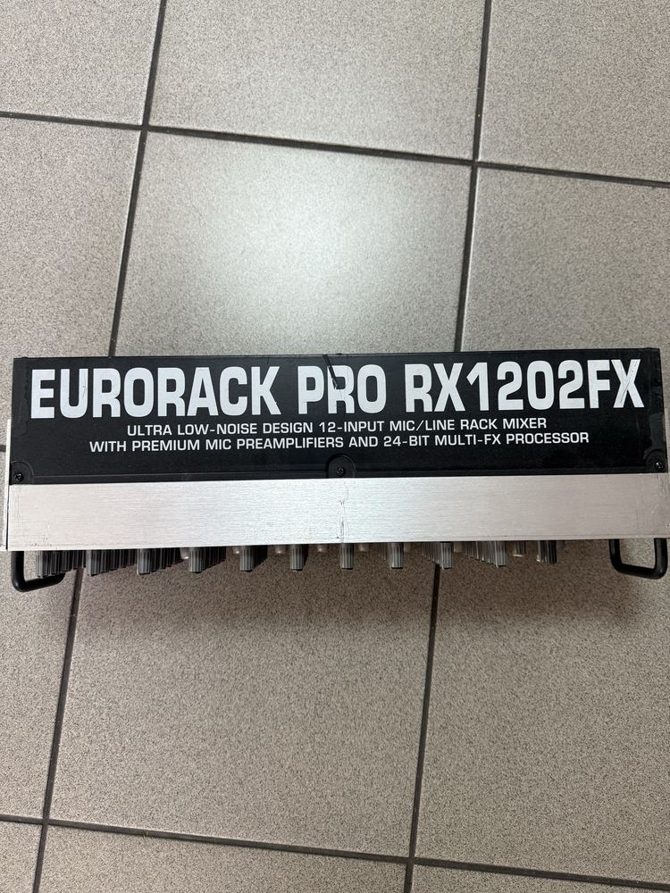 BEHRINGER® EURORACK PRO MODEL RX1202FX + NUMARK