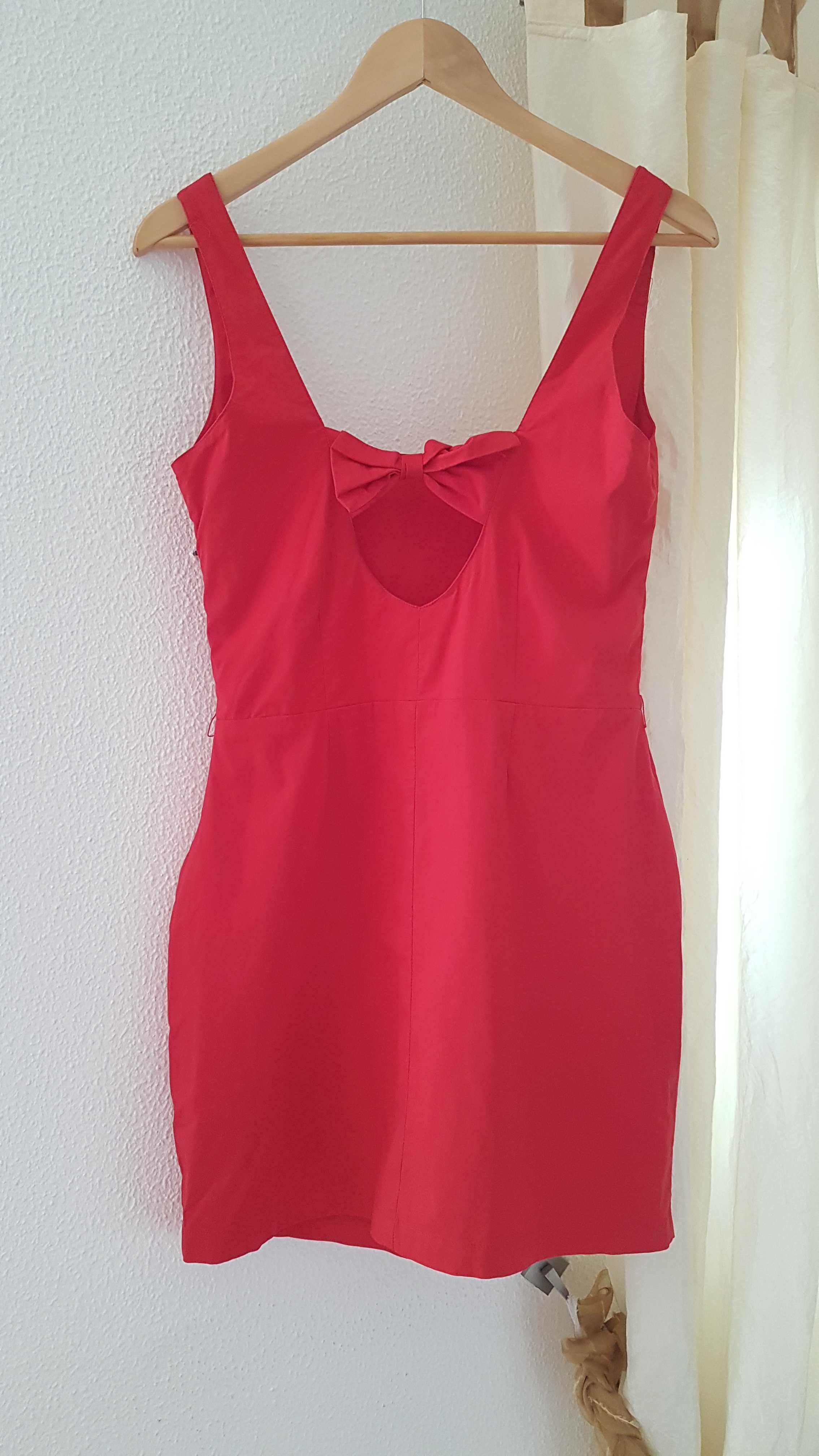 Vestido Vermelho Laço Costas Bershka