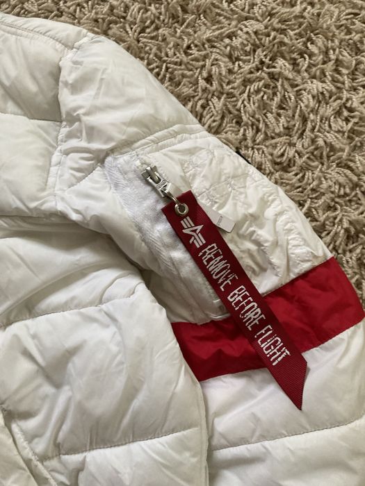 Пуховик бомбер Alpha industries NASA