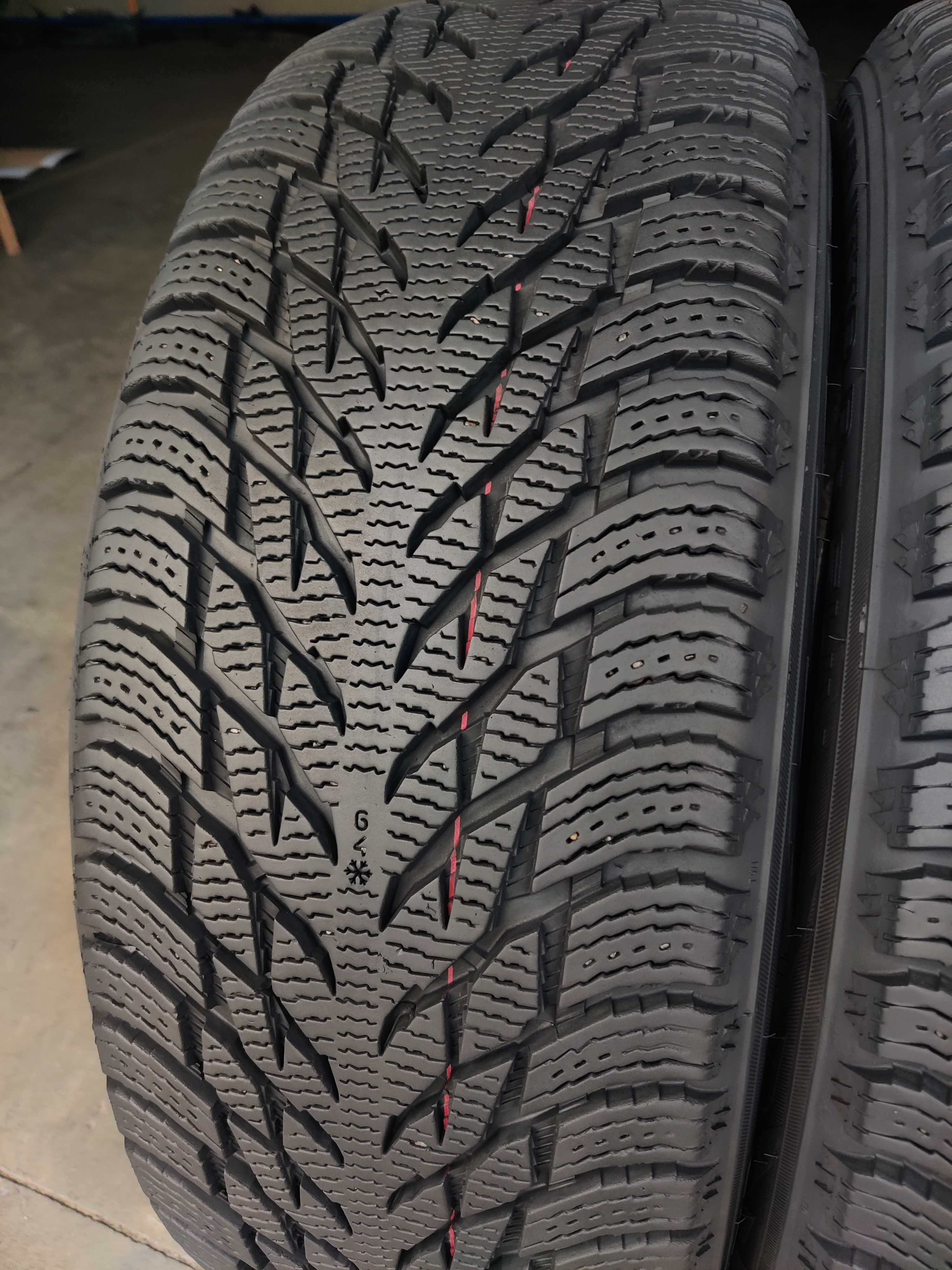 R18 235 55 шини зимові арктичні Nokian Hakkapeliitta R3 преміум клас