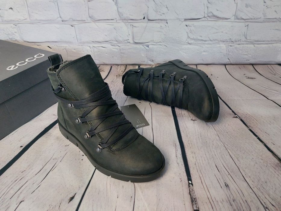 Зимові черевики Ecco Bella 37,38 рр