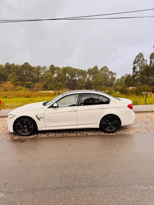 EXCELENTE BMW M3 2016