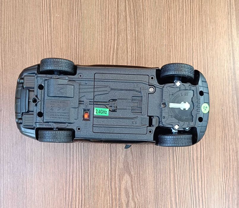 Автомобіль на радіокеруванні KS Drive Range Rover