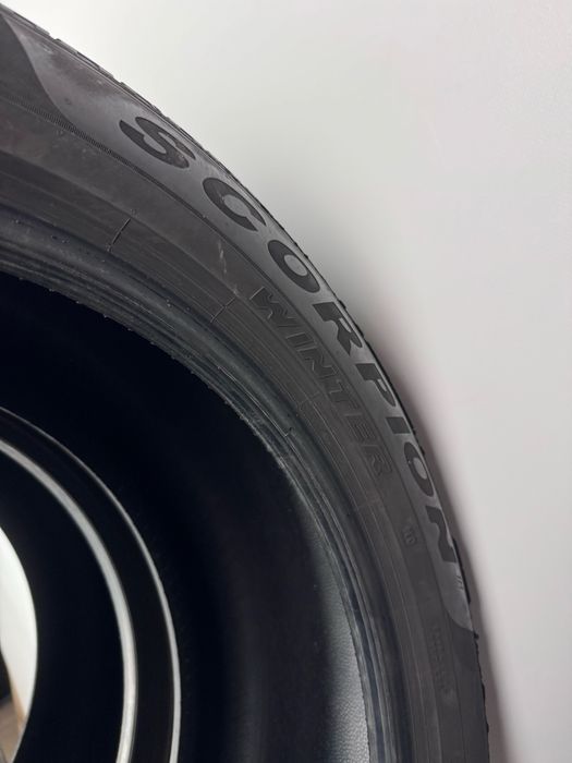Шини 2шт. 2023 R20 275/45 (110V) Pirelli Scorpion 7,4мм зимова резина