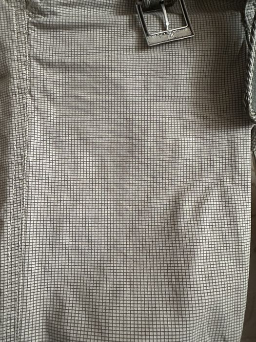 Вишиванка та брюки з ременем