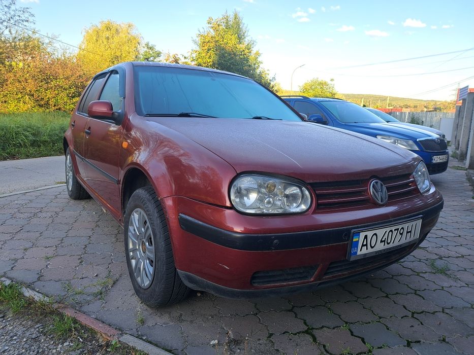 Вольцваген  голь4 1,4 , 1998.