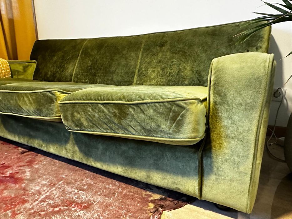 Sofa como novo.