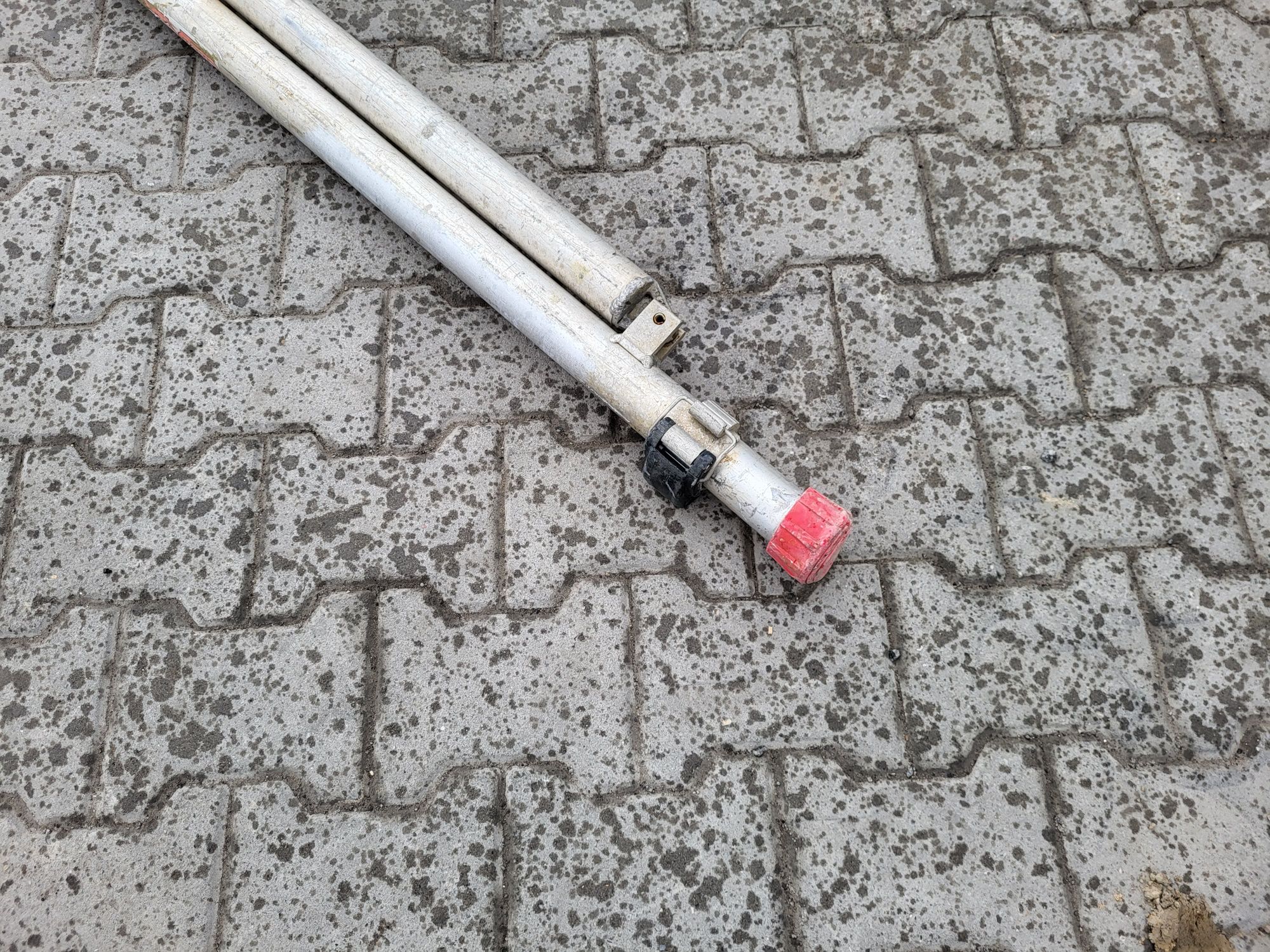 Podpory ramy regulowane do rusztowania Altrex