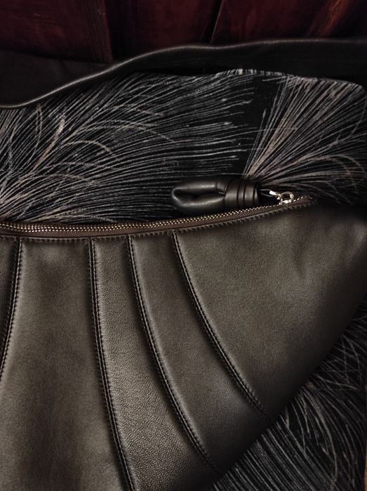 Кожаная сумка шоколад в стиле lameire Croissant Bag Dark Chocolate