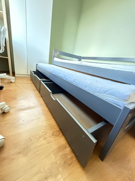Łóżko 2 osobowe wysuwane,  można używać jako 2 osobne + 2 szuflady.