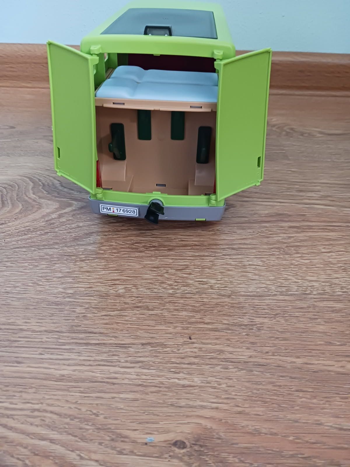Playmobil Samochód do przewozu koni plus bryczka