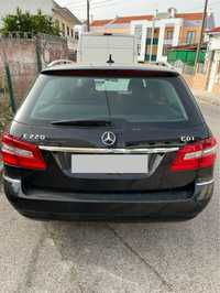 Mercedes-Benz E 220 CDI Avantgarde BlueEfficiency Auto