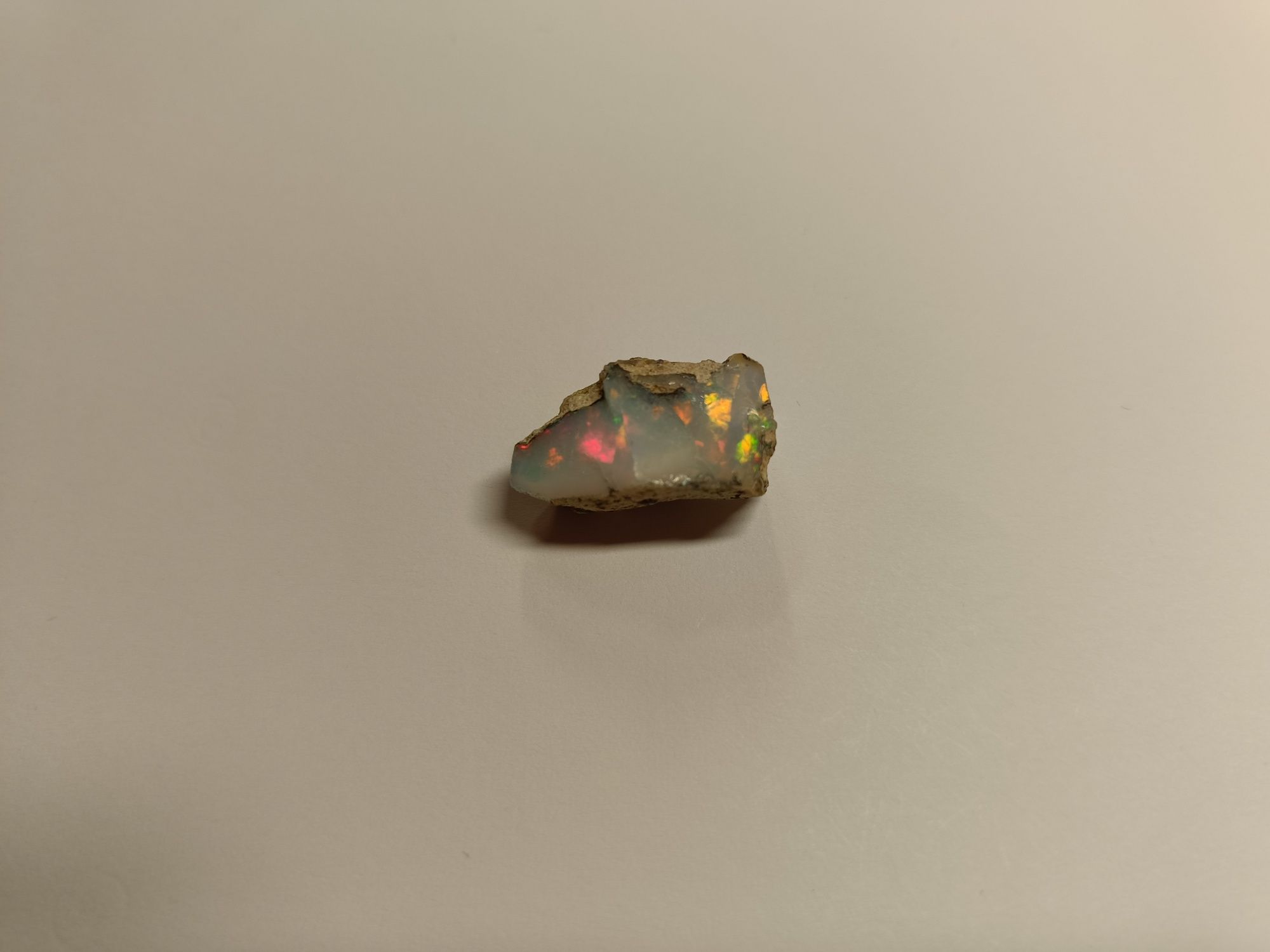 Naturalny kamień Opal Etiopski w formie kawałków nr 12