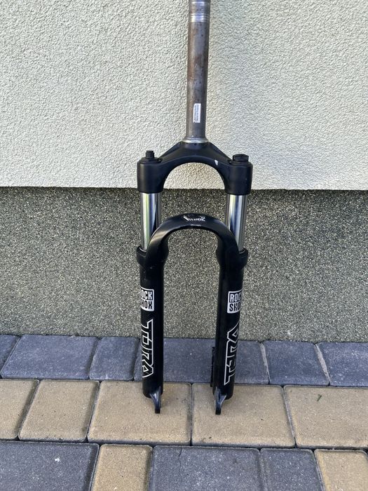 Вилка Rock Shox Tora 302 26'’