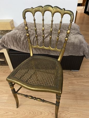 Cadeira antiga meados sec XX em palhinha - dourada