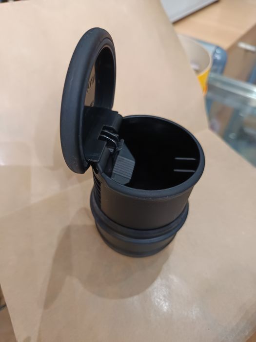 Cinzeiro de automóvel