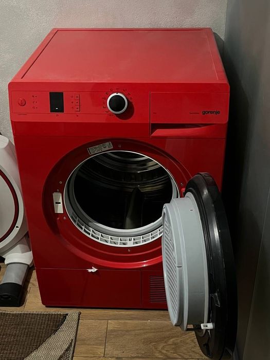 2 машини: сушильна Gorenje + стиральна Ariston  робочі,символічна ціна