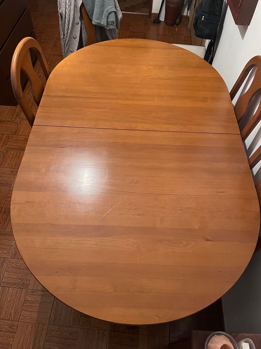 Mesa de madeira Cerejeira