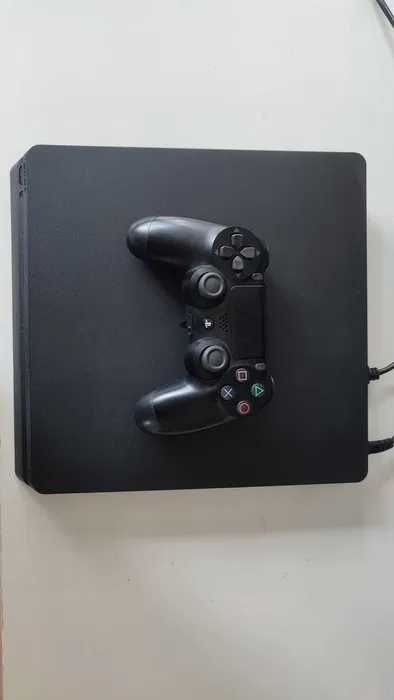 PS 4 Slim + last of us 2