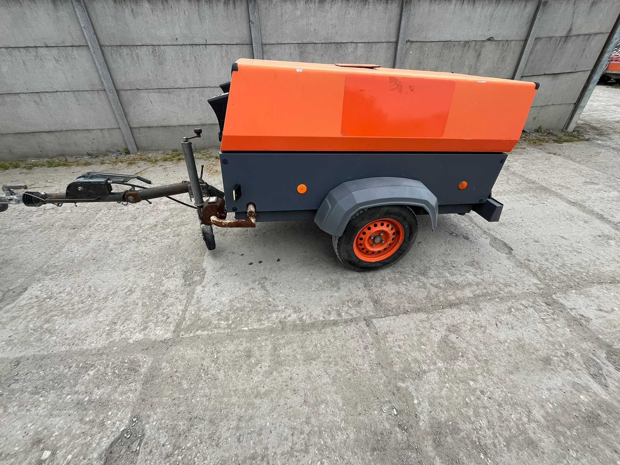 Kompresor mobliny Atlas Copco XAS 97 - 2011 r z osuszaczem