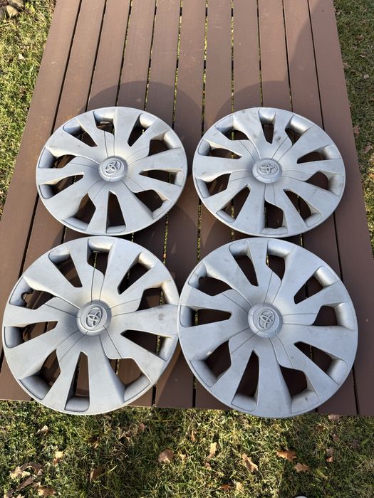 Oryginalne Kołpaki Toyota Yaris/Auris/Aygo/Corolla 15 cali