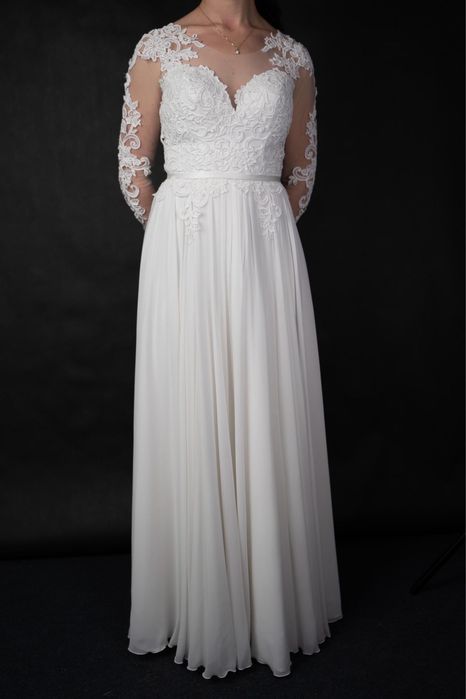 Piękna suknia ślubna